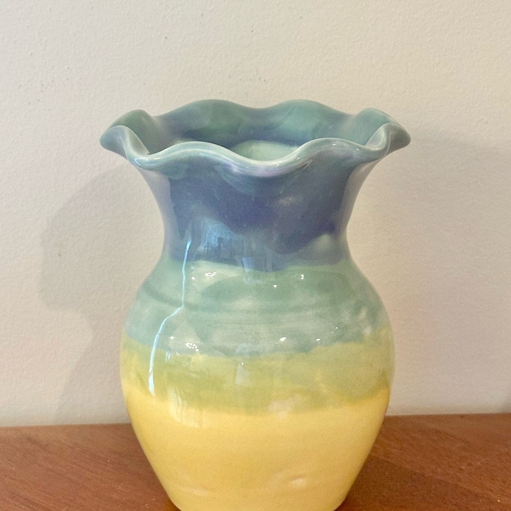 Multicolor Ceramic Scalloped Vase